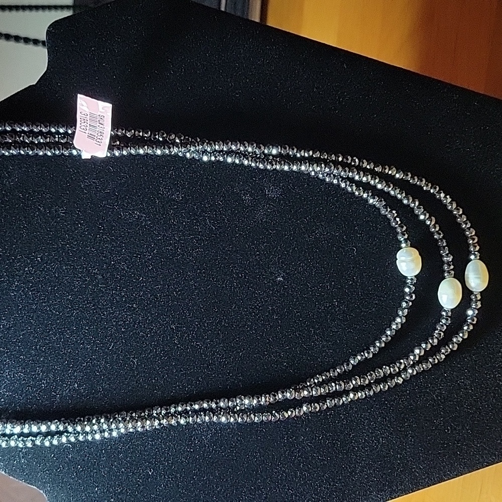 Hematite, Freshwater Pearl beads Necklace NWT